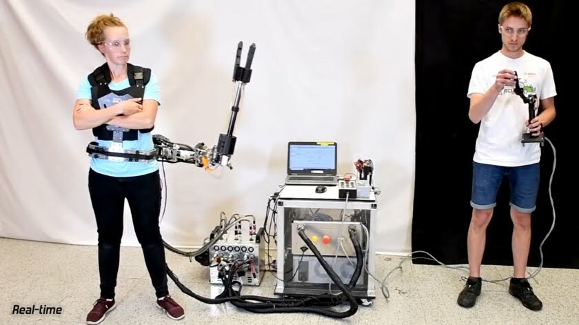 Supernumerary 3DOF Robotic Arm