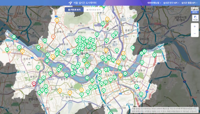 Real-time urban data service